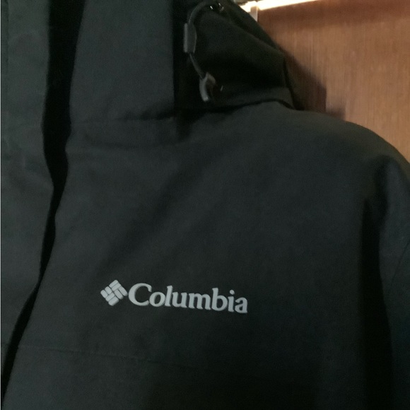 Columbia Ladies Coat - Picture 5 of 16